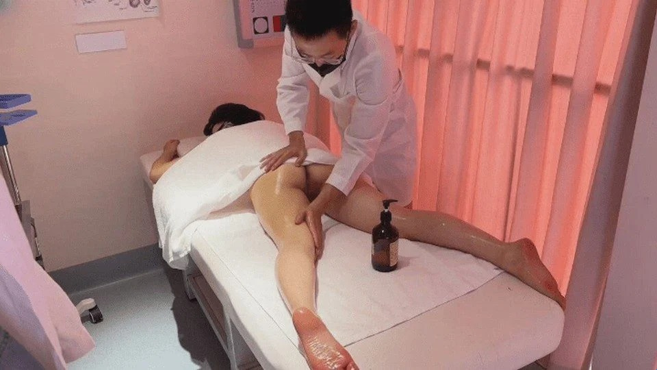 XG-8 Curious girl goes for a massage and the ending