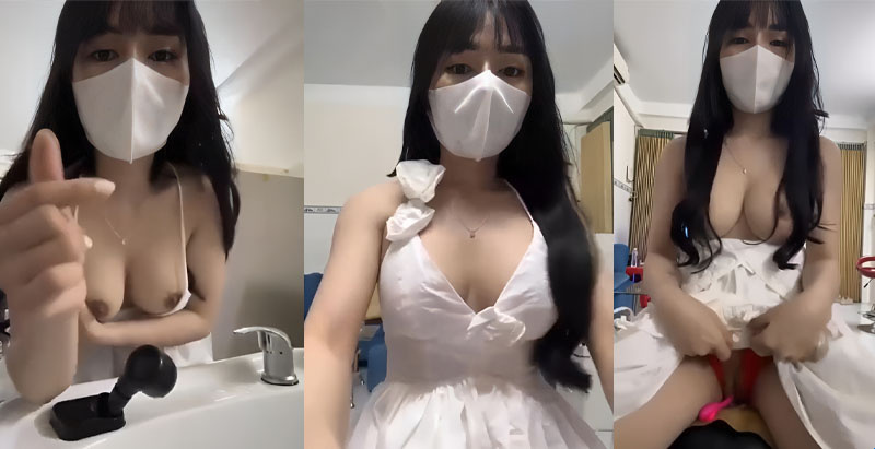 Quán vắng quá em thủ dâm để các anh tới chơi....